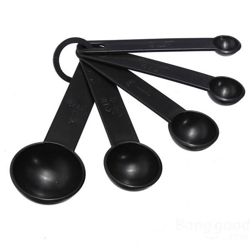 10-Piece Plastic Measuring Cups and Spoons Set by HitMyNeed