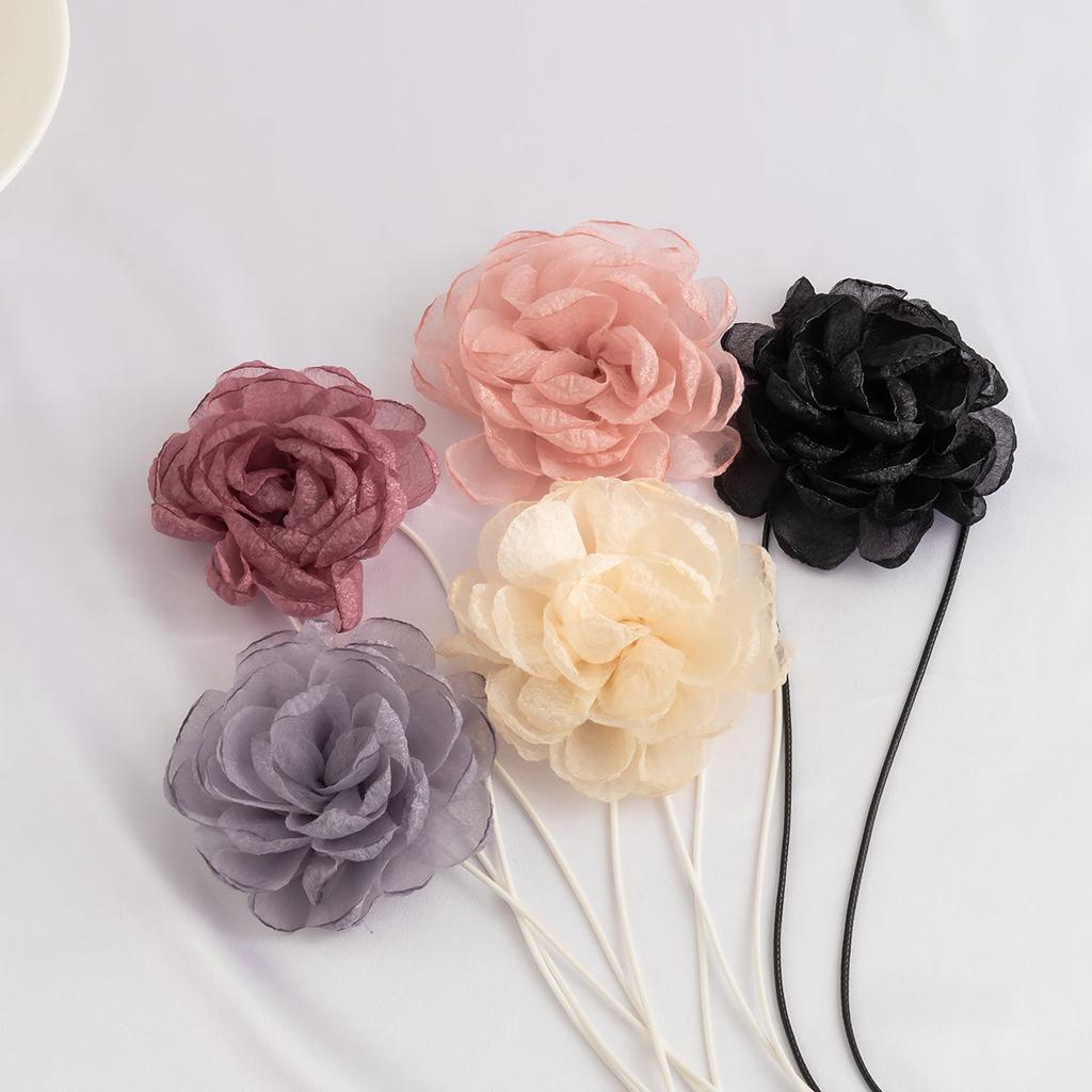 Elegant Oversized Rose Mesh Choker Necklace by HitMyNeed
