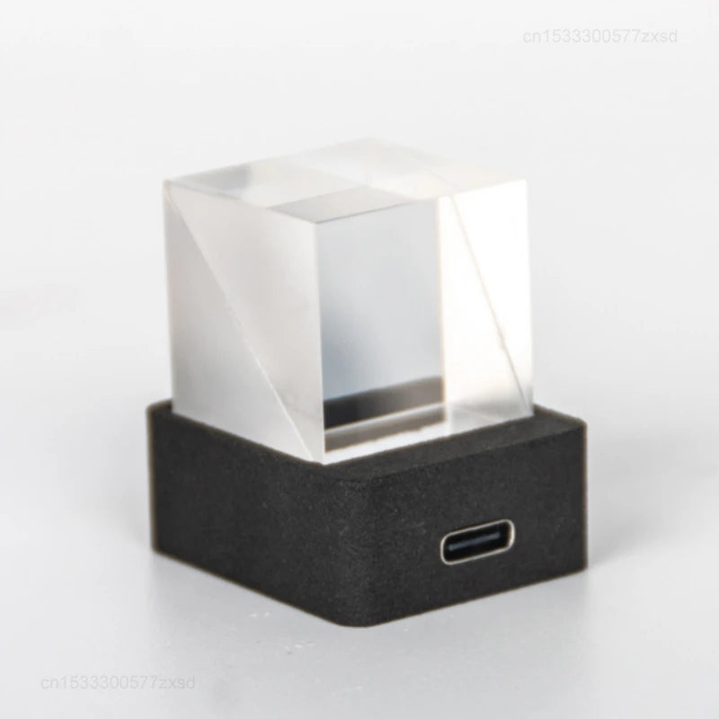GeekMagic GIFTV Crystal Cube Holographic Photo Display by HitMyNeed