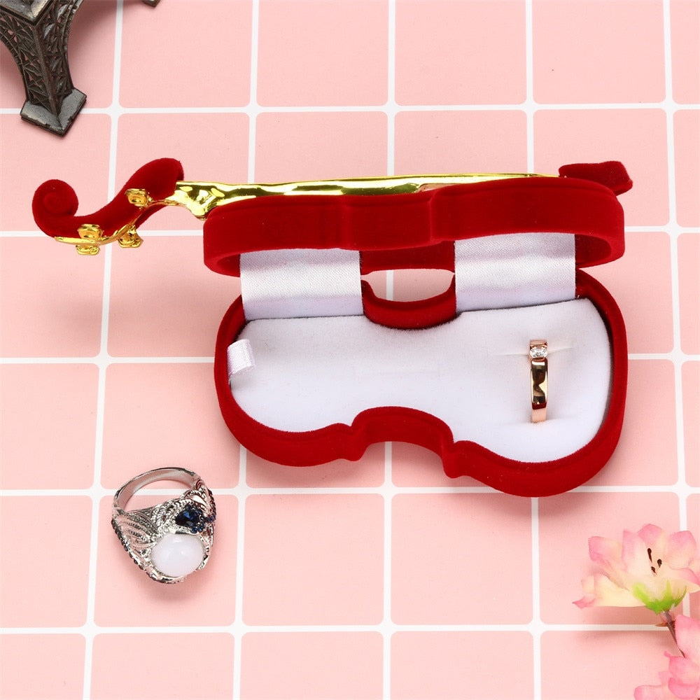 Guitar Shape Velvet Jewelry Gift Box by HitMyNeed