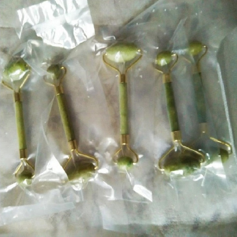 Jade Double Face Roller Massager by HitMyNeed