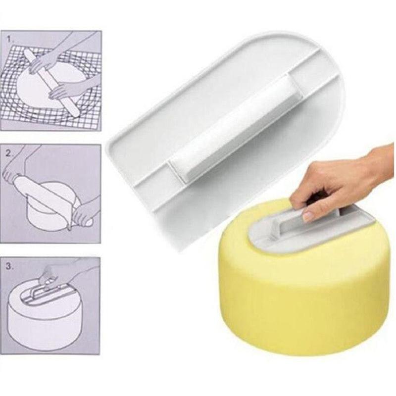 Plastic Cake Icing Smoother with Handle 14.5 x 8cm by HitMyNeed