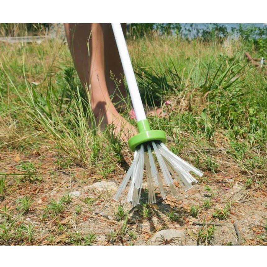 Spider Grabber Humane Insect Catcher Tool by HitMyNeed