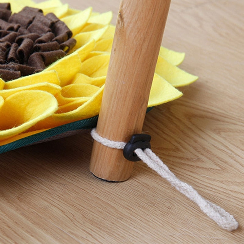 Sunflower Snuffle Mat for Dogs, 38 cm by HitMyNeed