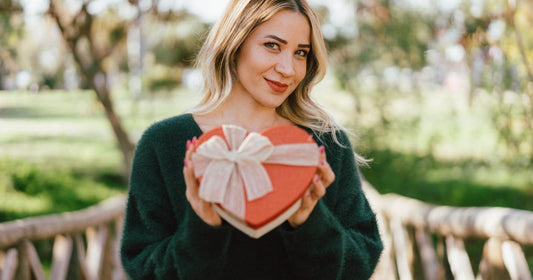 Thoughtful Gifts for Women: A Guide to Meaningful Giving Article by HitMyNeed