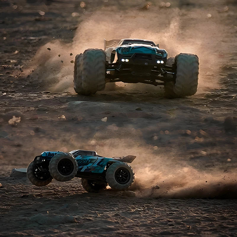 1:16 4WD 70km/h RC Drift Monster Truck with LED by HitMyNeed