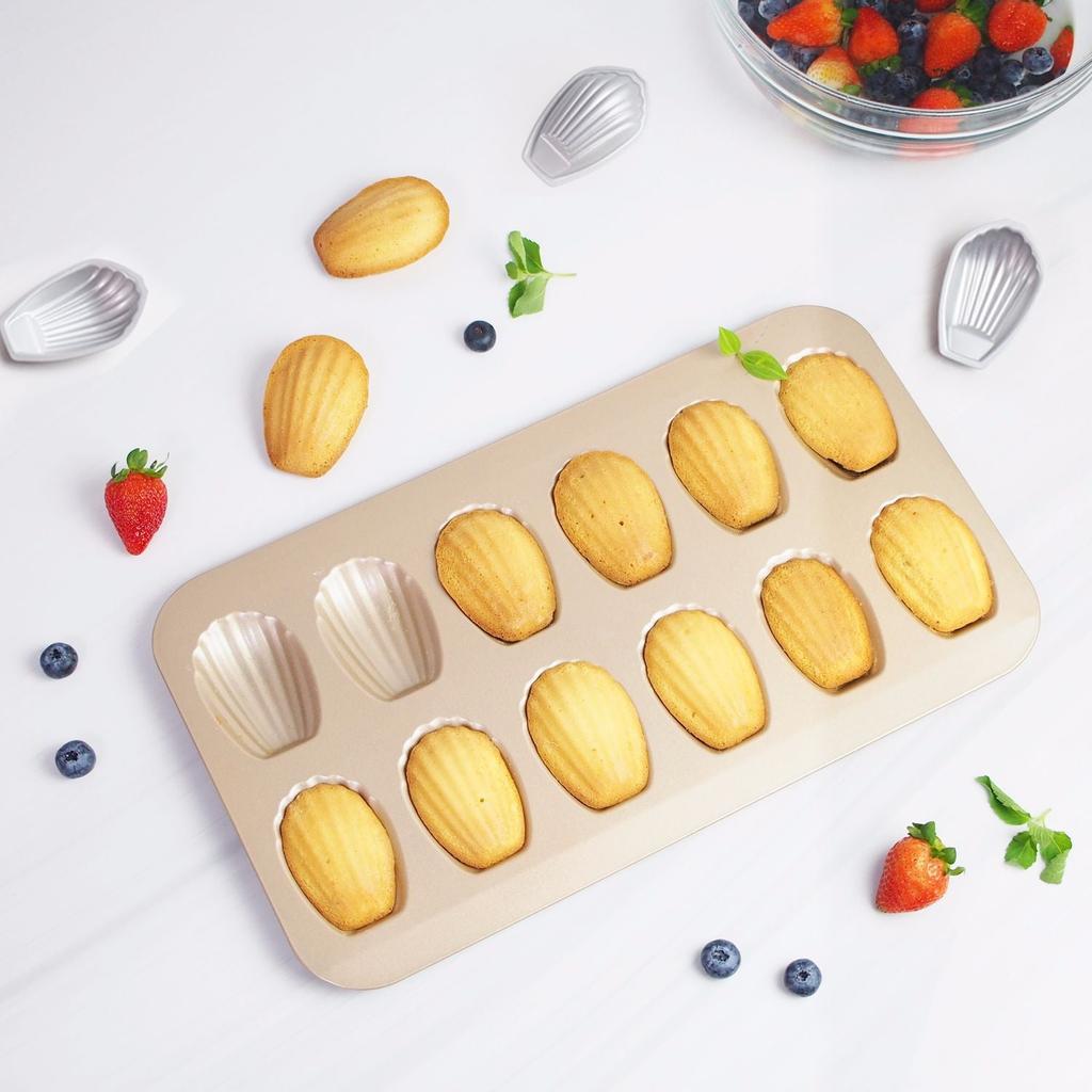 12-Hole Non-Stick Madeleine Baking Tin, 40 x 23 cm by HitMyNeed