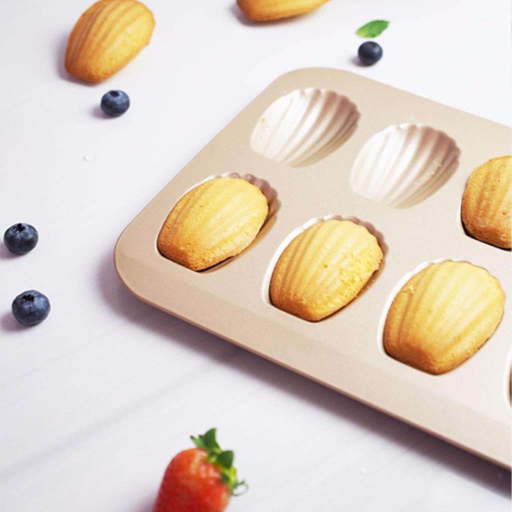12-Hole Non-Stick Madeleine Baking Tin, 40 x 23 cm by HitMyNeed