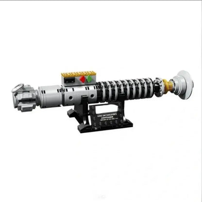 147-Piece Luke Skywalker Lightsaber Building Block Set by HitMyNeed