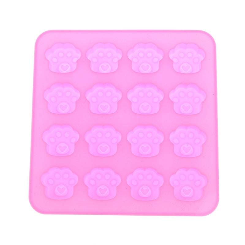 16-Cavity Paw Print Silicone Mold for Treats by HitMyNeed
