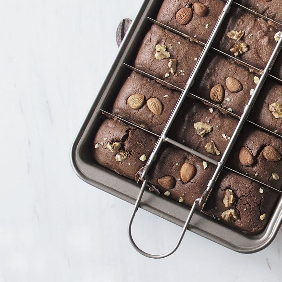 18 Grid All Edge Non-Stick Brownie Pan by HitMyNeed