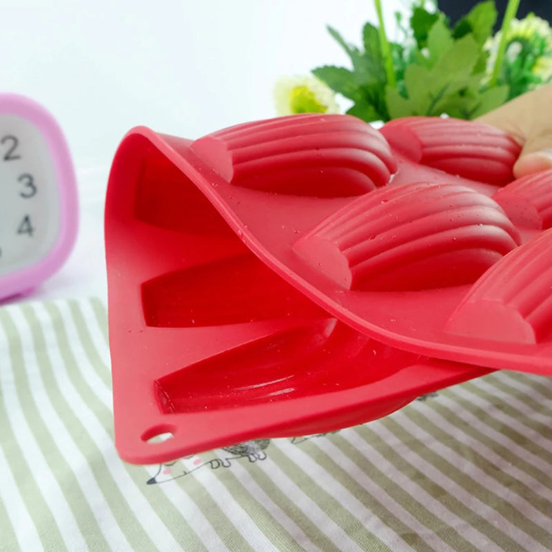 18 Slot Food Grade Silicone Madeleine Mold Tray by HitMyNeed