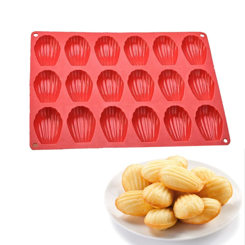 18-Slot Silicone Madeleine Mold Baking Tray by HitMyNeed