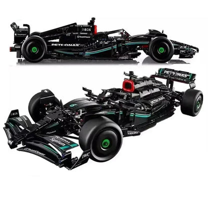 1:8 Super Race Car 1642pc Performance Building Set by HitMyNeed