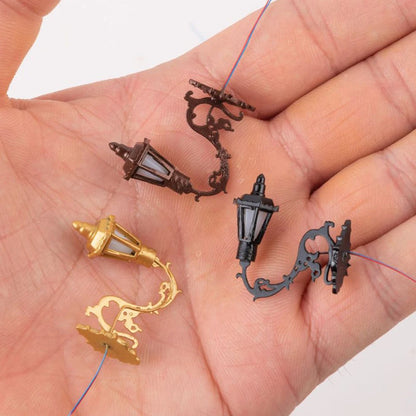 1:87 Retro Gooseneck Wall Light for Miniature Scenes by HitMyNeed