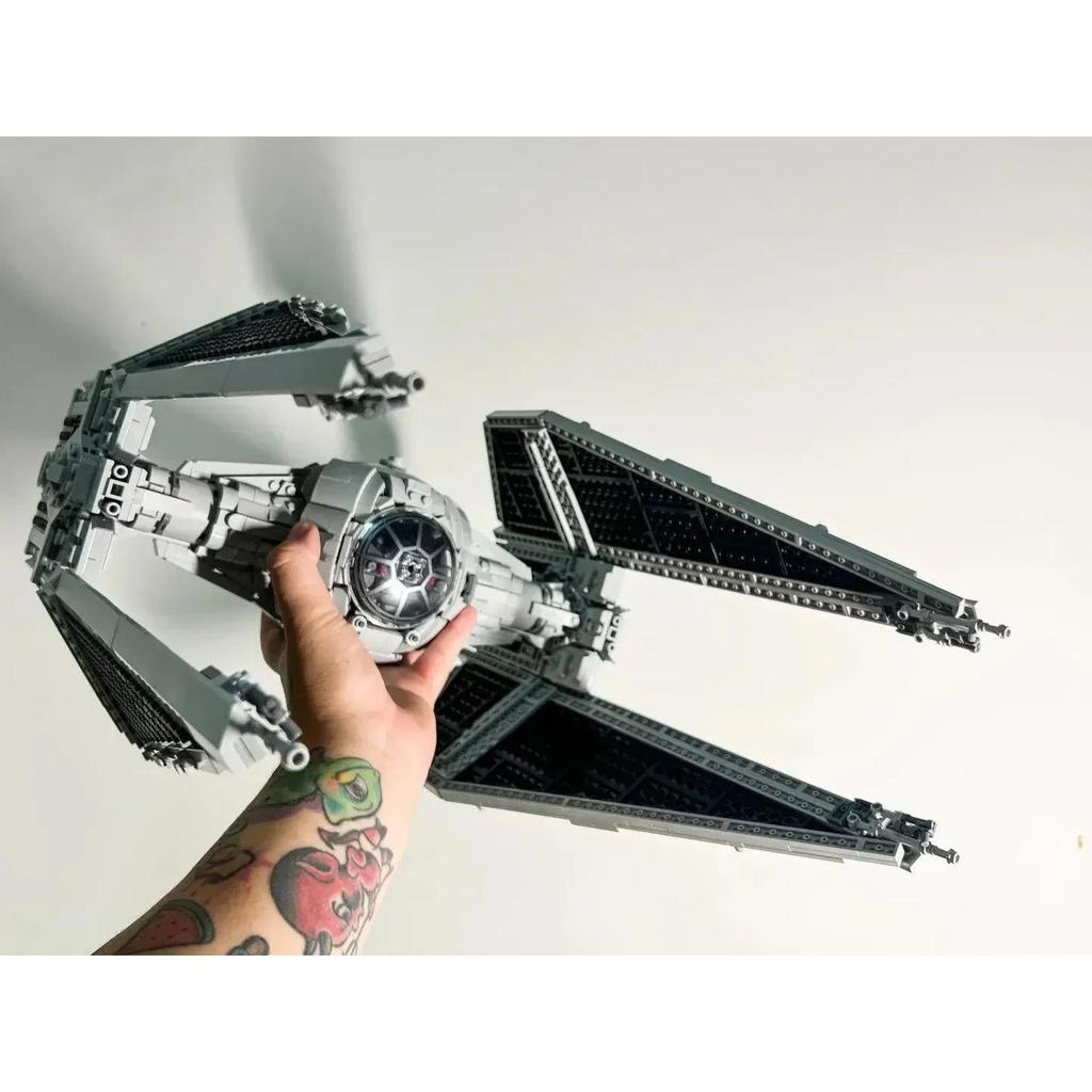 1931pcs TIE Interceptor Spaceship MOC Building Set by HitMyNeed