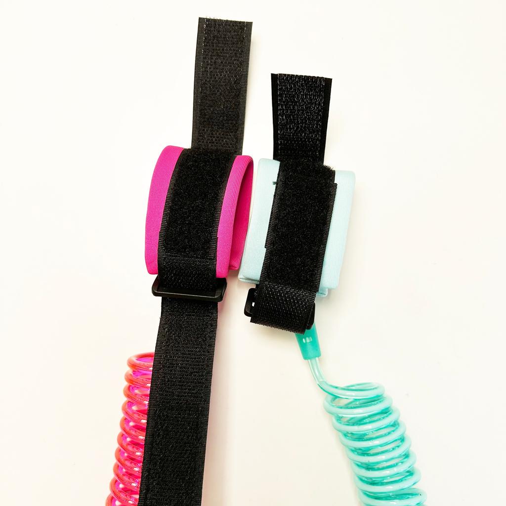 1.5m Child Safety Anti-Lost Wrist Link - Pink & Green by HitMyNeed