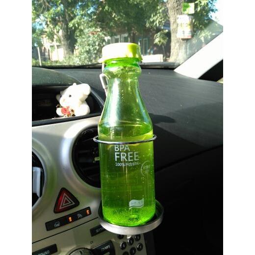 2-in-1 Car Vent Clip Fan and Cup Holder by HitMyNeed