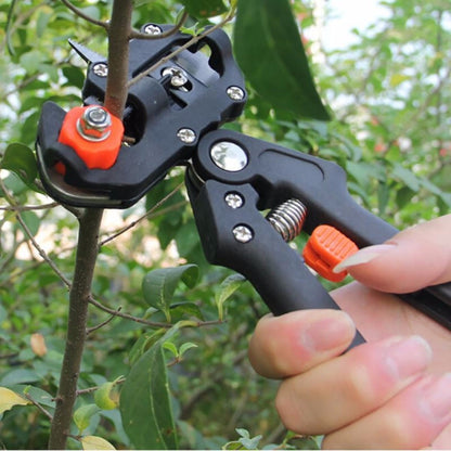 2-in-1 Garden Pruning and Grafting Tool Set by HitMyNeed