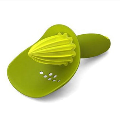 2-in-1 Manual Citrus Juicer with Built-In Strainer by HitMyNeed