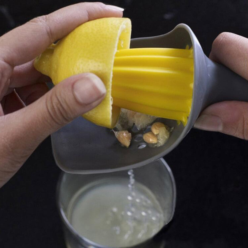 2-in-1 Manual Citrus Juicer with Built-In Strainer by HitMyNeed