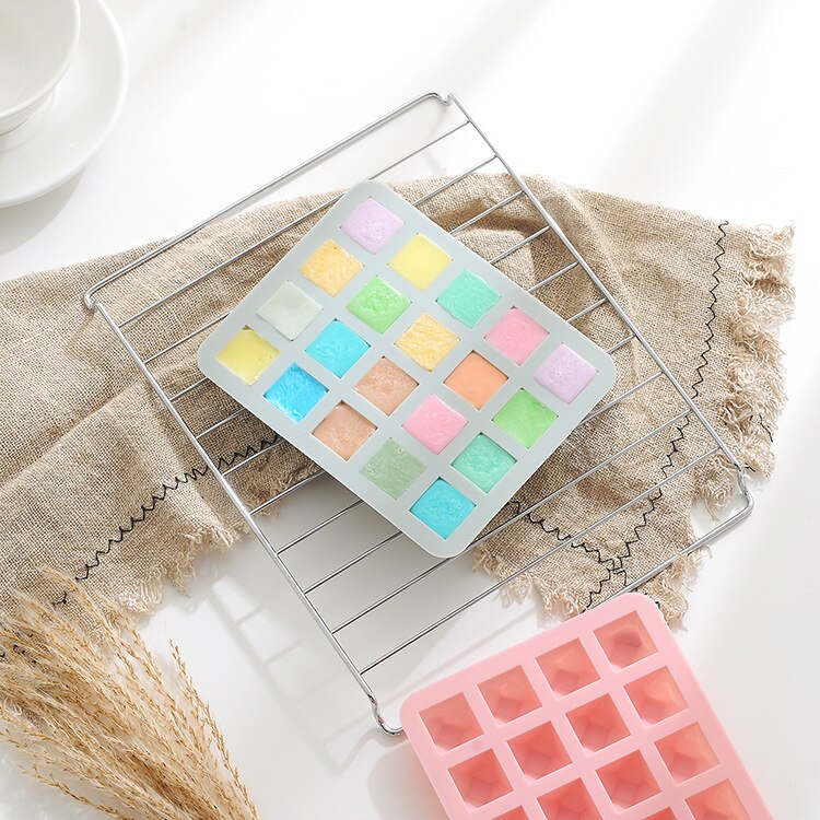 20 Cavity Diamond Silicone Mold for Ice & Baking by HitMyNeed