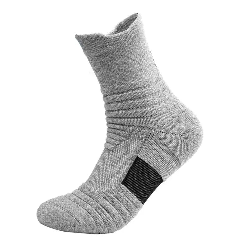 3 Pairs Unisex Anti-Slip Sports Socks EU 39-45 by HitMyNeed