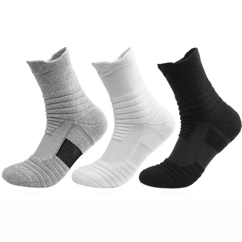 3 Pairs Unisex Anti-Slip Sports Socks EU 39-45 by HitMyNeed