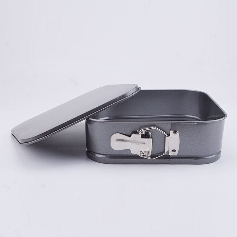 3-Piece Square Cake Tin Set with Removable Base by HitMyNeed