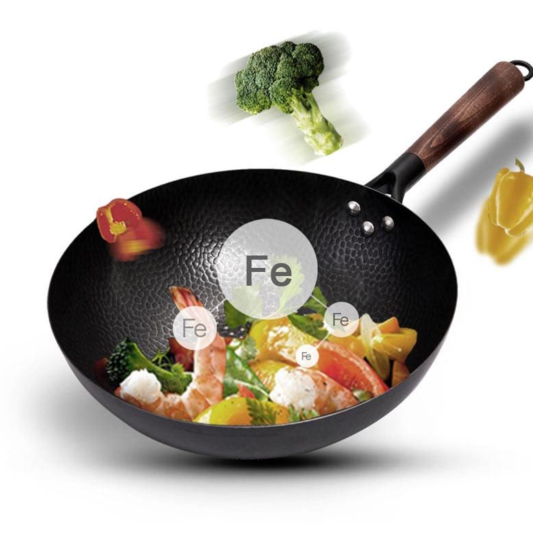 32cm Cast Iron Wok with Wooden Handle and Lid by HitMyNeed