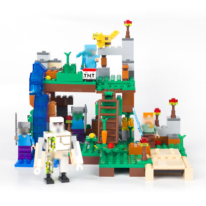 378-Piece Minecraft Style Building Brick Set by HitMyNeed