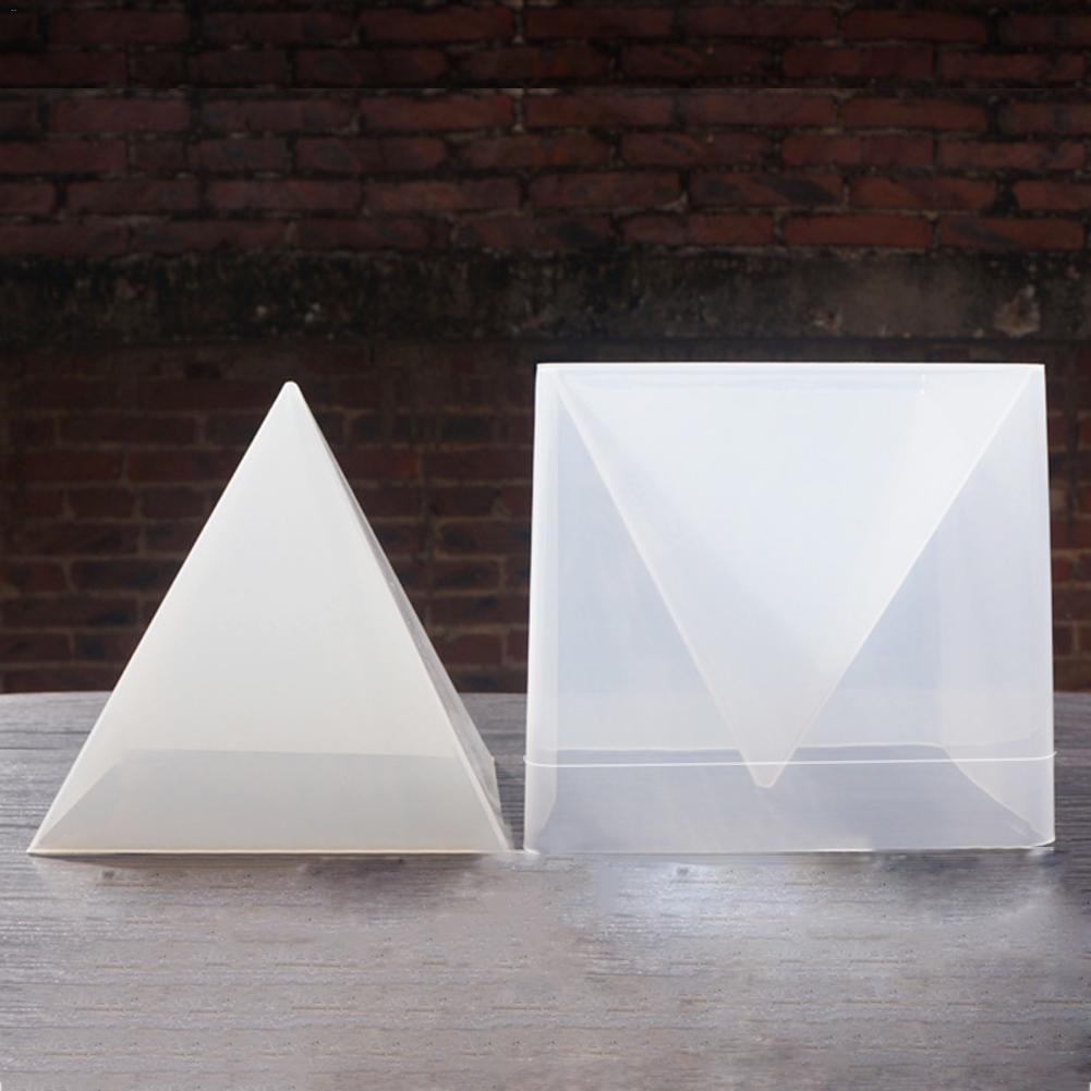 3D Silicone Pyramid Mold with Stabilizing Frame by HitMyNeed