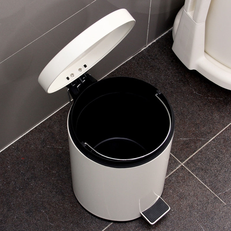 3L Stainless Steel Pedal Bin with Inner Bucket by HitMyNeed