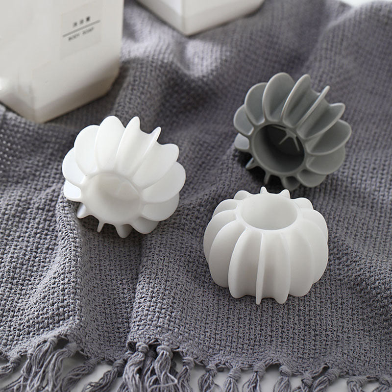 3pcs Reusable Silicone Laundry Hair Remover Balls by HitMyNeed