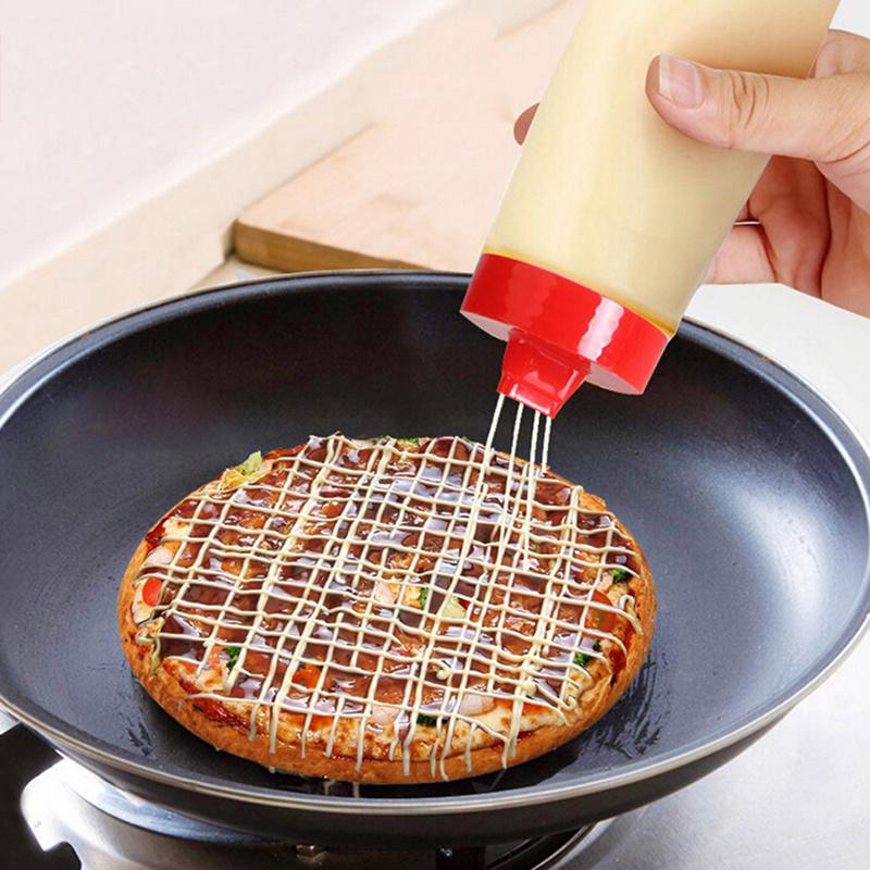4-Hole Salad Dressing Squeeze Bottle 300ml by HitMyNeed