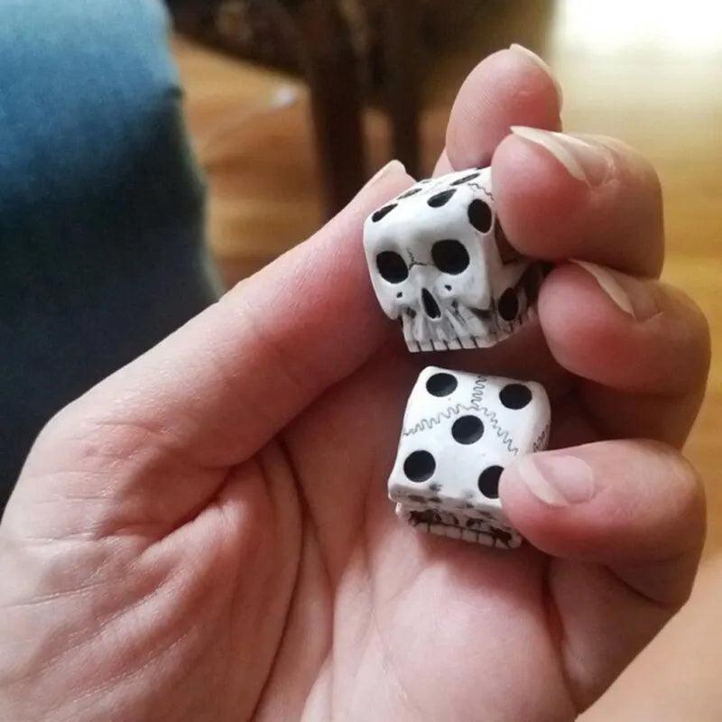 4-Piece 6-Sided Skull Dice Set for Board & RPG Games by HitMyNeed
