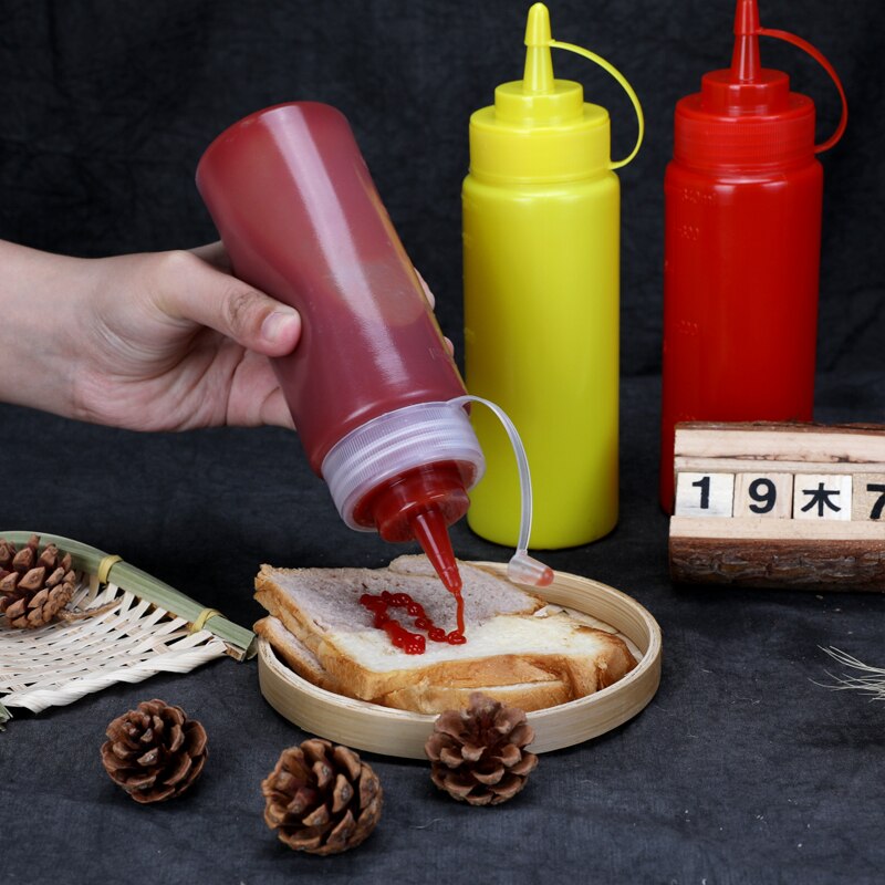 500ml Plastic Squeeze Bottle with Measurement Markings by HitMyNeed