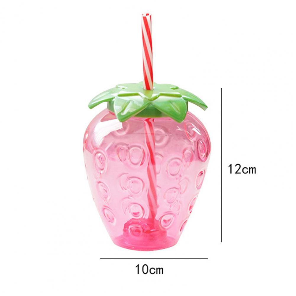 500ml Strawberry Bottle with Straw and Keychain by HitMyNeed