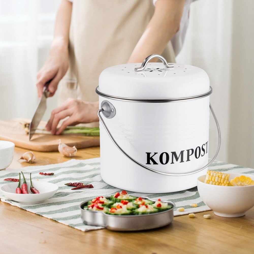 5L Kitchen Compost Bin with Charcoal Filter Lid by HitMyNeed