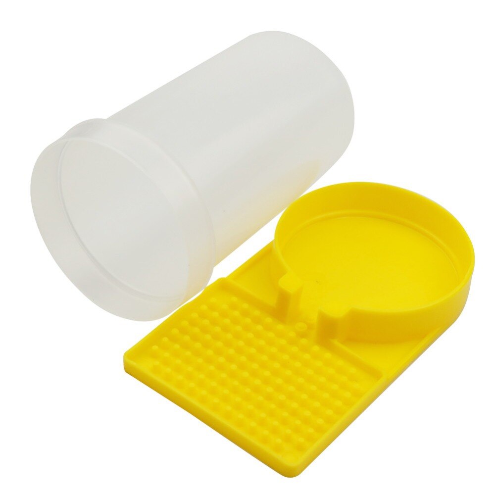 600ml Plastic Beehive Water Feeder by HitMyNeed