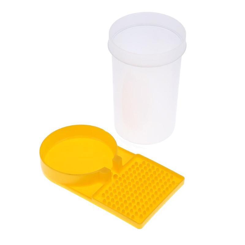 600ml Plastic Beehive Water Feeder by HitMyNeed