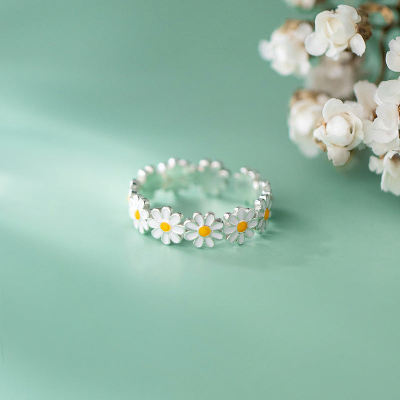 925 Sterling Silver Adjustable Daisy Chain Ring by HitMyNeed