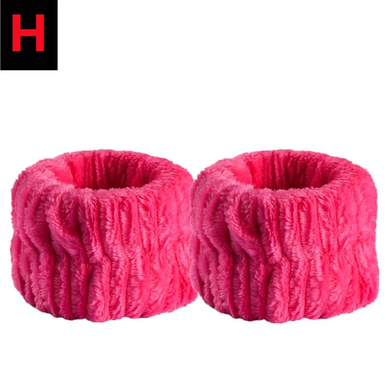 Absorbent Wristbands for Face Washing (2-Pack) h by HitMyNeed