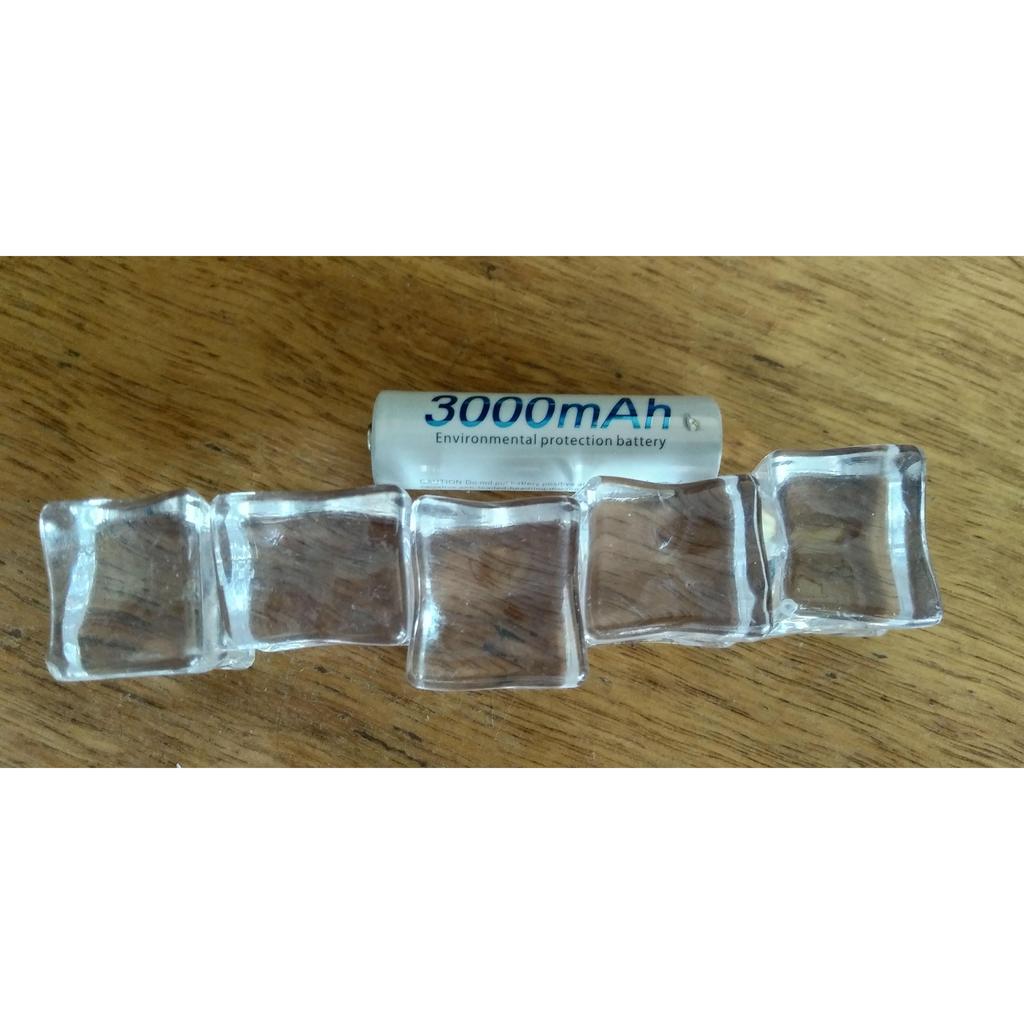 Acrylic Fake Ice Cubes 25mm Set of 5 by HitMyNeed