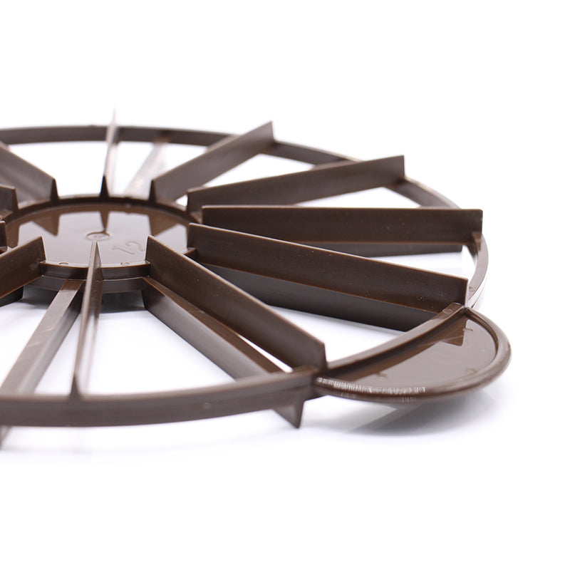 Adjustable 10/12 Slice Round Pie and Cake Cutter by HitMyNeed