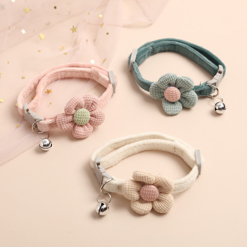 Adjustable Cat Flower Collar with Bell by HitMyNeed