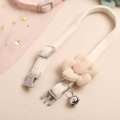 Adjustable Cat Flower Collar with Bell by HitMyNeed