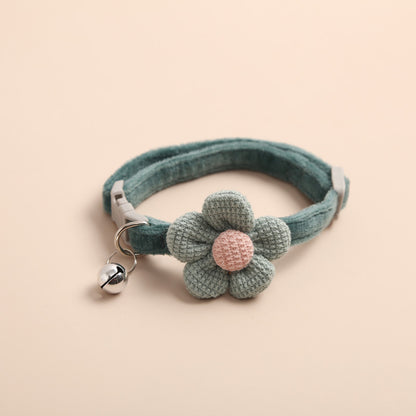 Adjustable Cat Flower Collar with Bell green by HitMyNeed