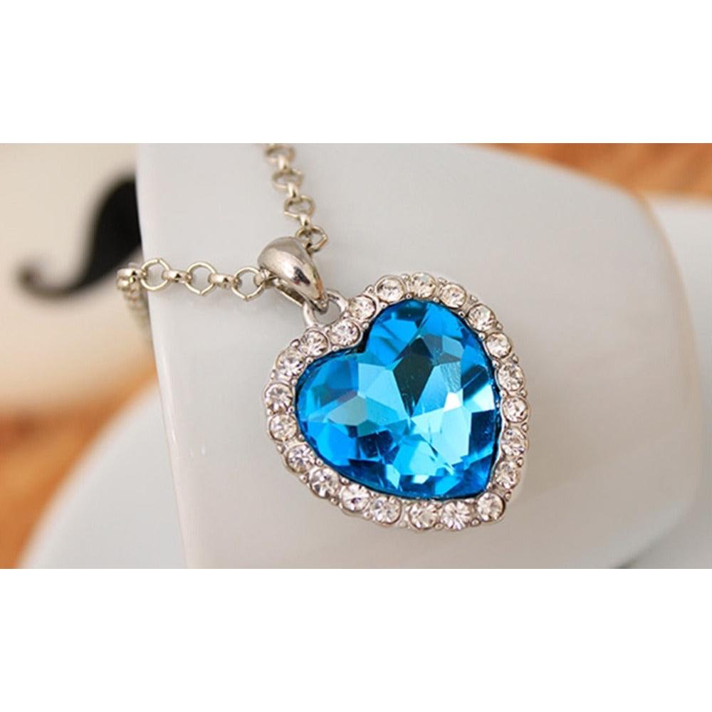 Adjustable Heart Crystal Pendant Necklace by HitMyNeed