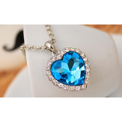 Adjustable Heart Crystal Pendant Necklace by HitMyNeed